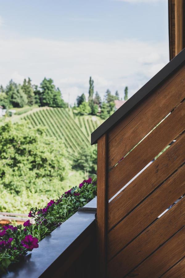루트스카치 Weingut Peter Grill B&B 외부 사진