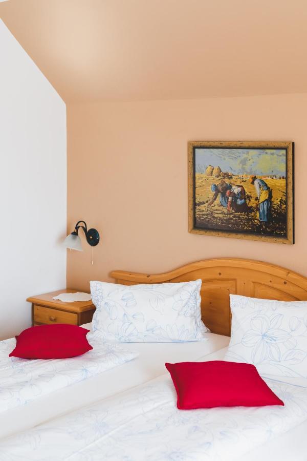 루트스카치 Weingut Peter Grill B&B 외부 사진